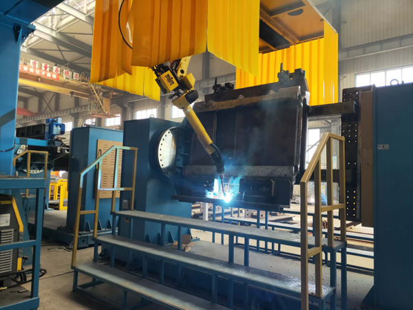 中部槽齒軌座、立板、彎板焊接機(jī)器人工作站