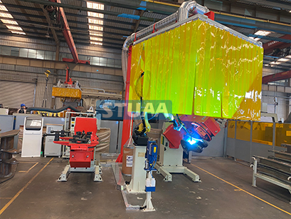 裝載機(jī)搖臂座粱、搖臂機(jī)器人焊接工作站